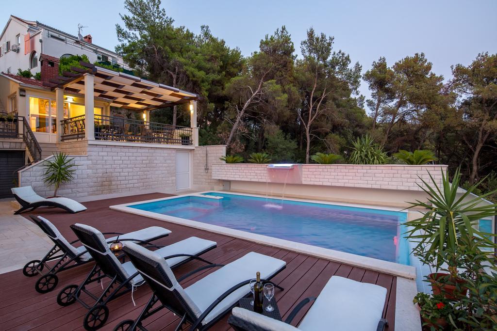 Villa Fani - Apartments In Trogir Exterior foto